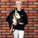 Konik na kiju z kantarem - Hobby Horse Skippi - Biszkopt - A3 - prezent