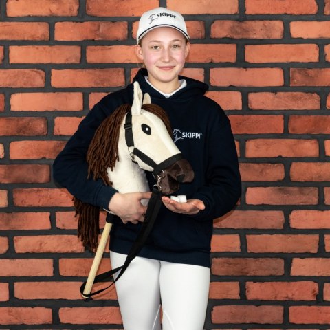 Konik na kiju z kantarem - Hobby Horse Skippi - Biszkopt - A3 - prezent Konik na kiju z kantarem - Hobby Horse Skippi - Biszkopt - A3 - prezent