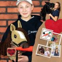 Konik na kiju z kantarem - Hobby Horse Skippi - Karmel - A3 - prezent